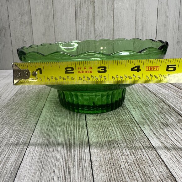 Vintage E.O Brody Bowl Glass Green Scalloped Rim Ribbed Pedestal Base 7" DIA - Picture 12 of 13